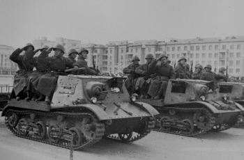 «Почему Парад ноября 1941 года в тыловом Куйбышеве приравнивается стратегической военной операции?»